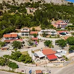 Apartament Minas *